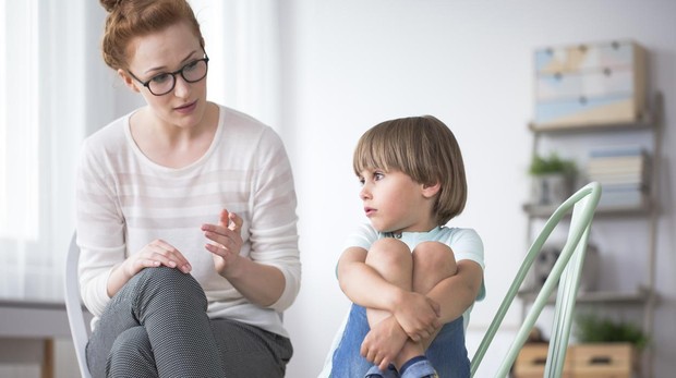 ¿Cómo hablar con tu hijo para que muestre sus emociones?
