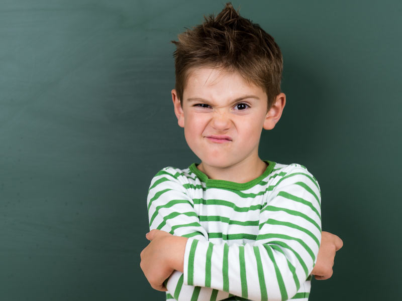 ¿Cómo puedo ayudar a mi hijo a no tener mal perder en los juegos? 