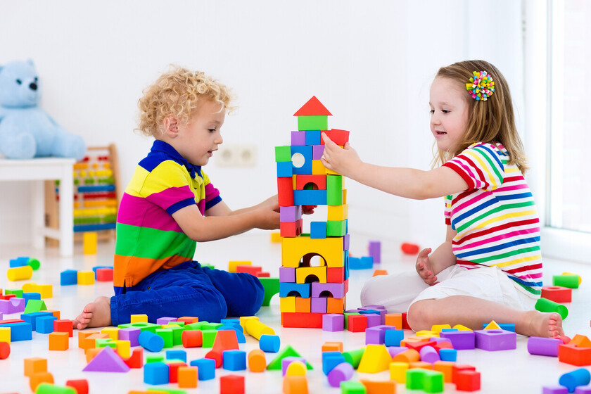 Juguetes educativos: cómo fomentan el desarrollo cognitivo y físico de los niños