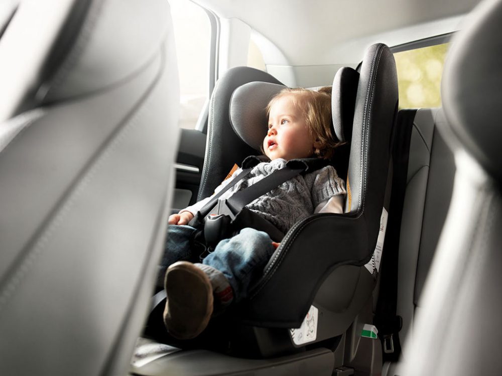 ¿Cómo elegir la silla de coche perfecta para tu bebé? Unas ideas que quizá te ayuden