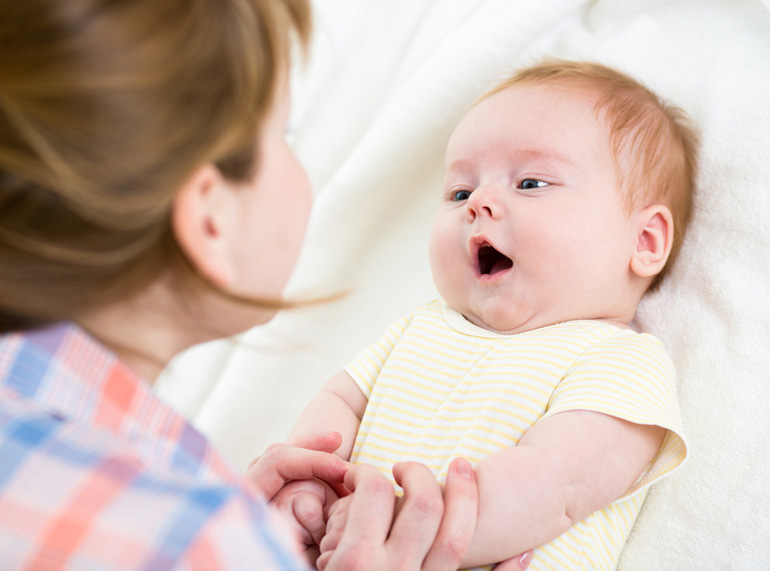 Cómo estimular el lenguaje del bebé desde los primeros meses