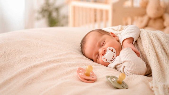 Cuál es el mejor chupete para un bebé recién nacido: guía para elegir bien desde el primer día